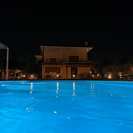 Athens Countryside With Pool *