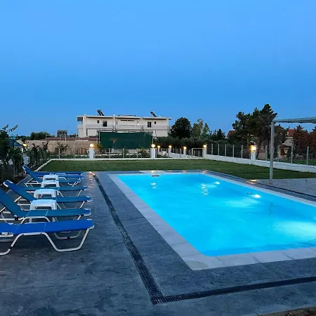 Athens Countryside With Pool Apartment *