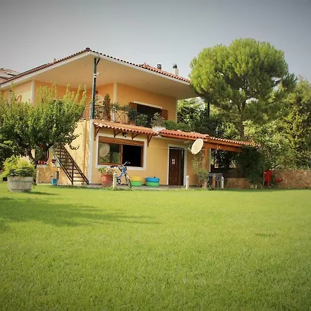 Athens Countryside With Pool *